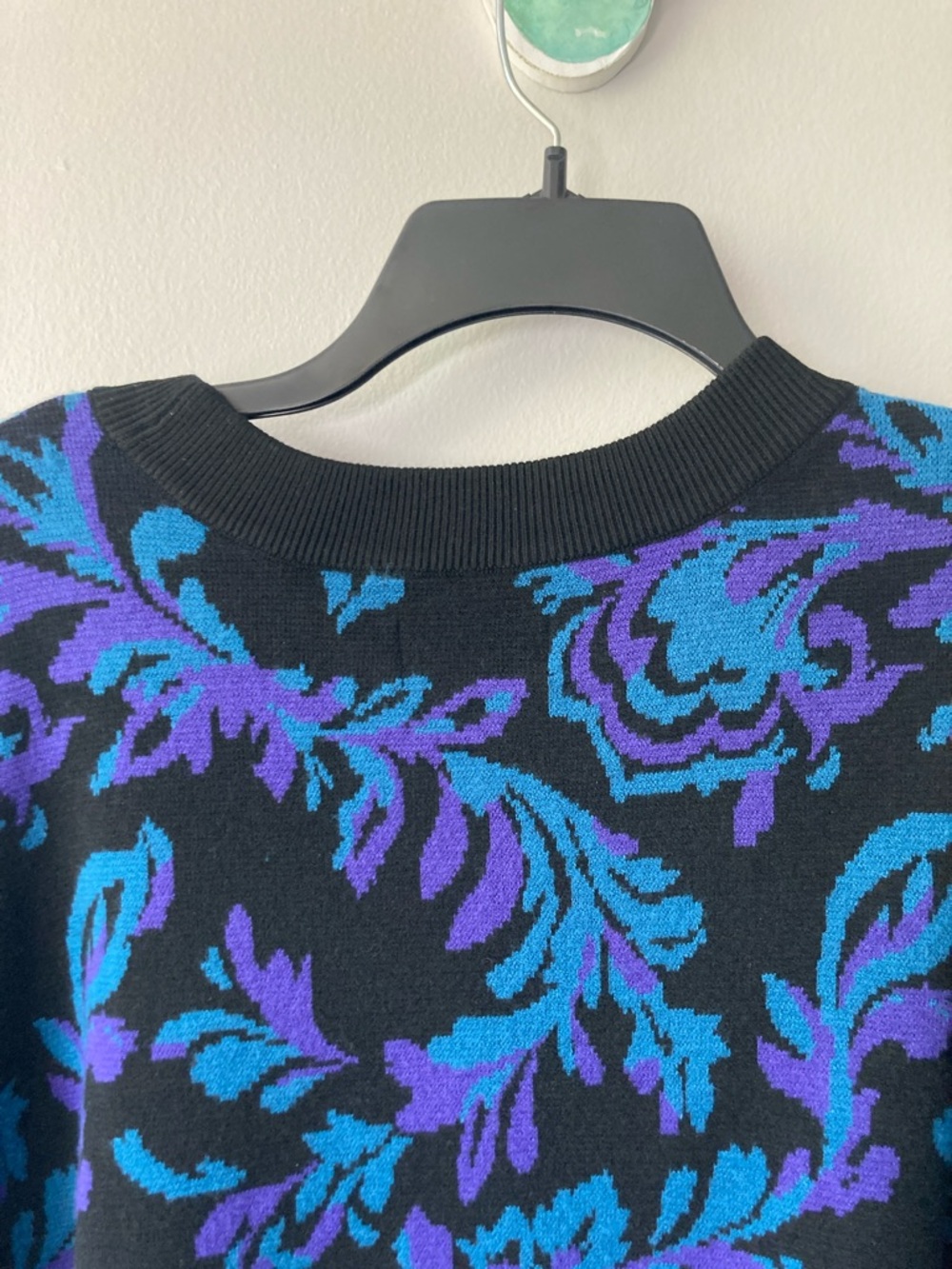 Rafaella crewneck sweater retro abstract print gold tone retro button accents 3X - Picture 16 of 17